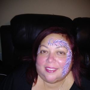 Meet your Posher, Yolanda